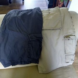 (2) Cargo Shorts